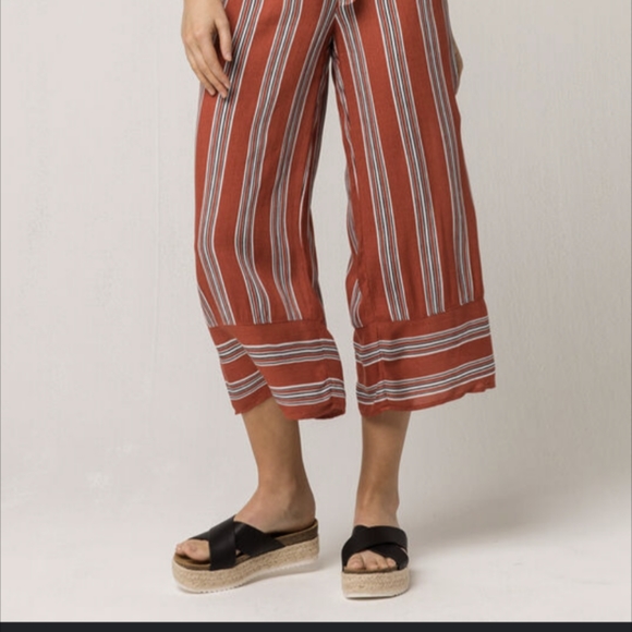 Sky and Sparrow Stripe Crop Pants - Picture 9 of 12
